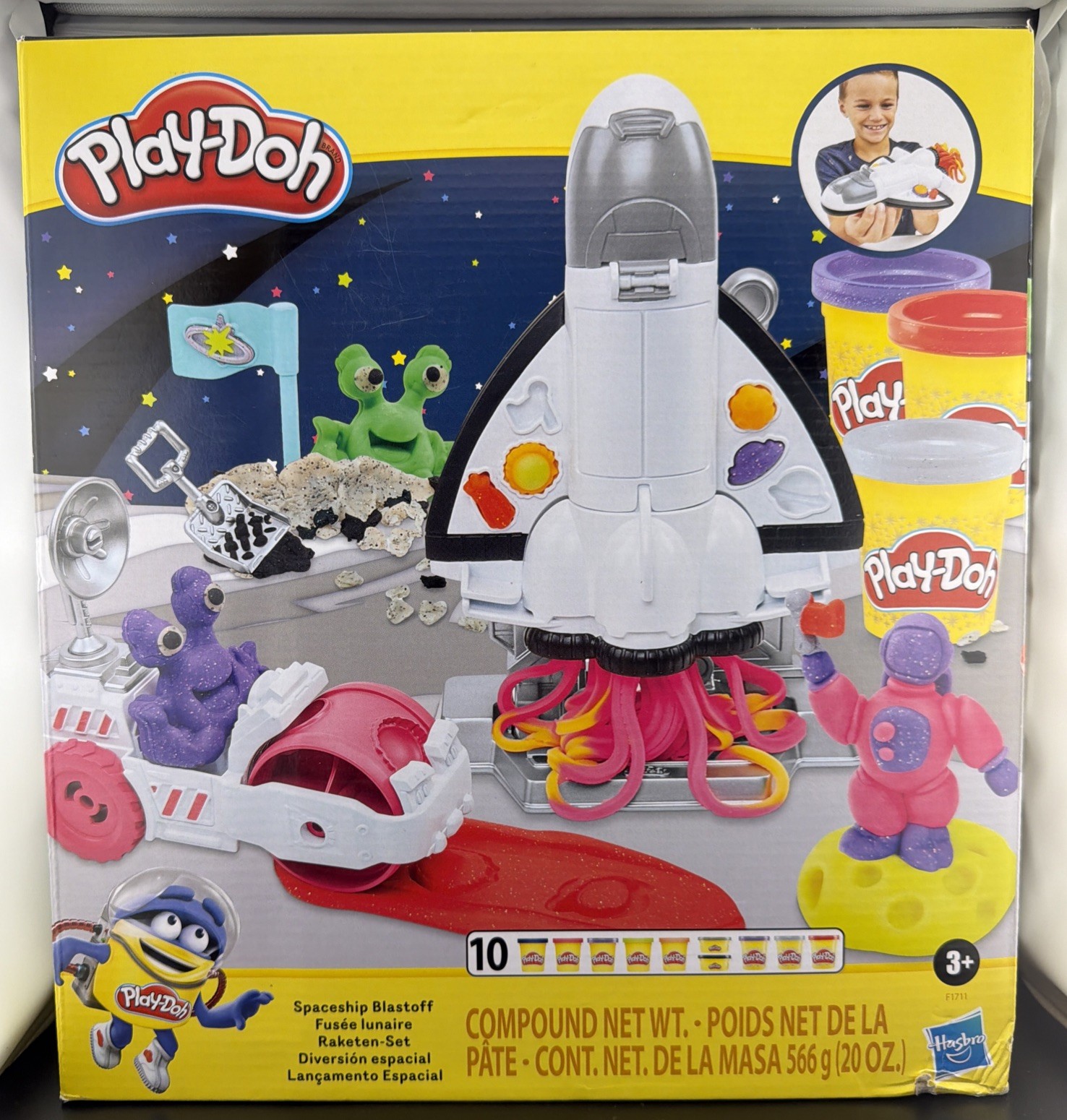 Hasbro Play-Doh Spaceship Blastoff Playset NEW!
