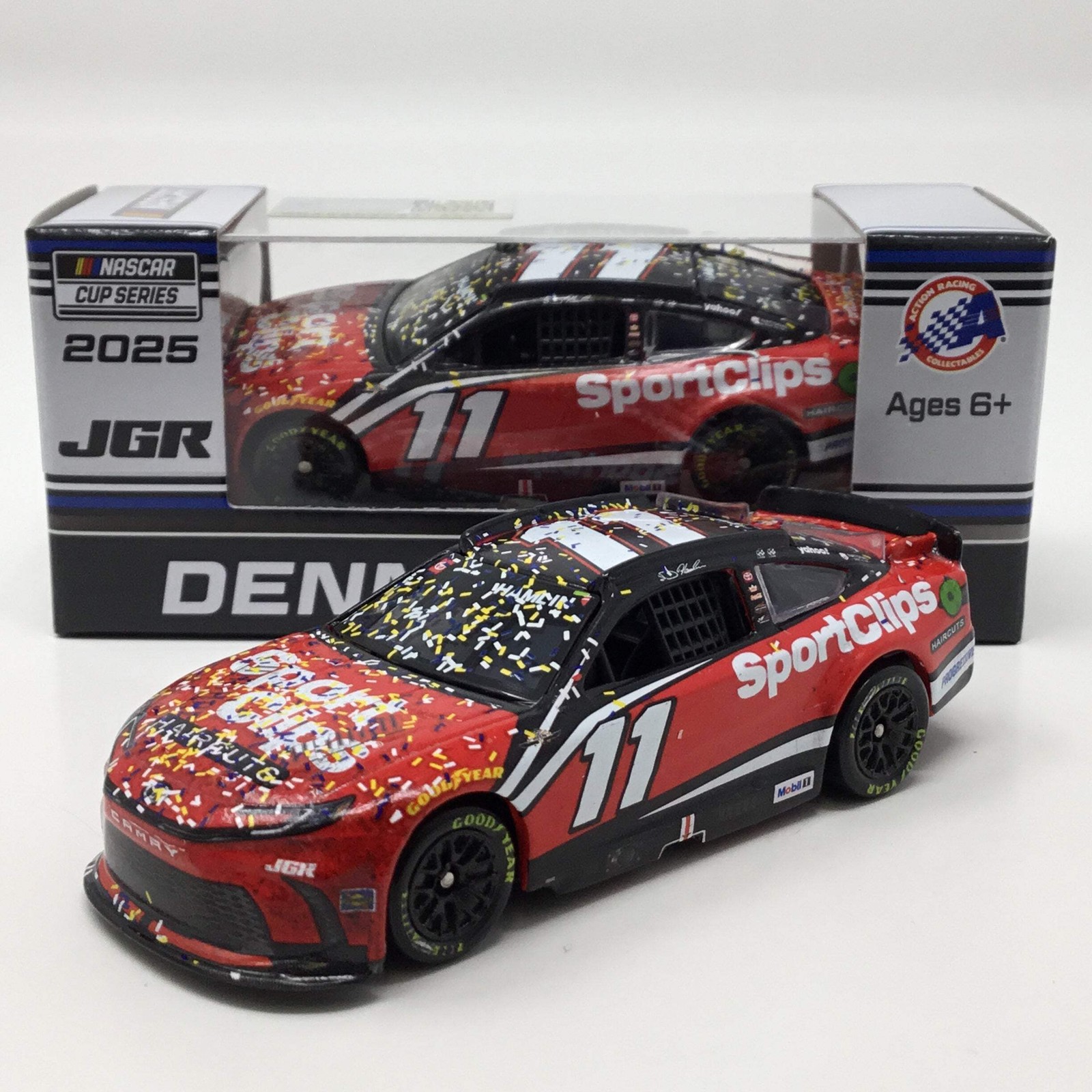 Denny Hamlin 2025 Sport Clips Darlington Race Win 1:64 Diecast