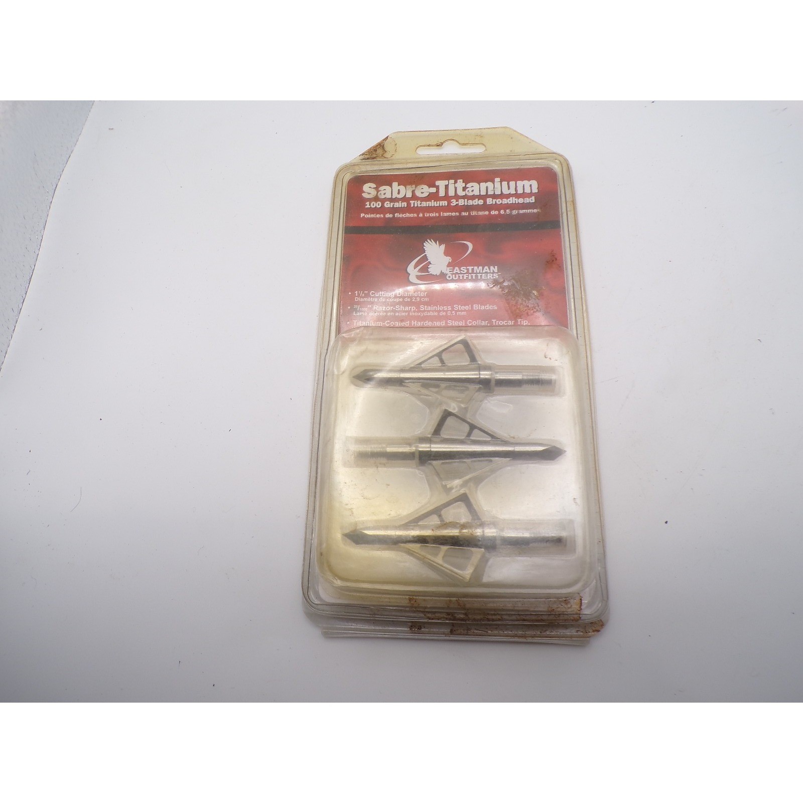Eastman Outfitters Sabre-Titanium 100 Grain Three Blade  Broadheads