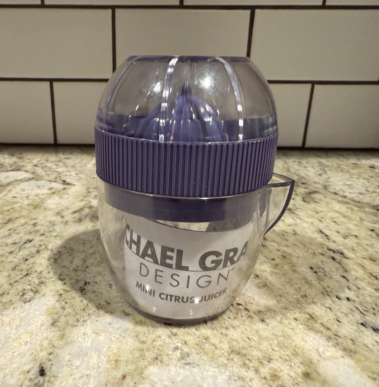 MICHAEL GRAVES DESIGN Mini Citrus Juicer **damaged** *sold AS IS*