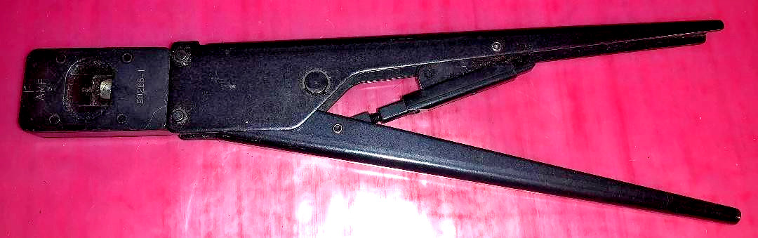 AMP PROFESSIONAL MODEL 90288-1 TYPE F  24-28 AWG CRIMPING TOOL