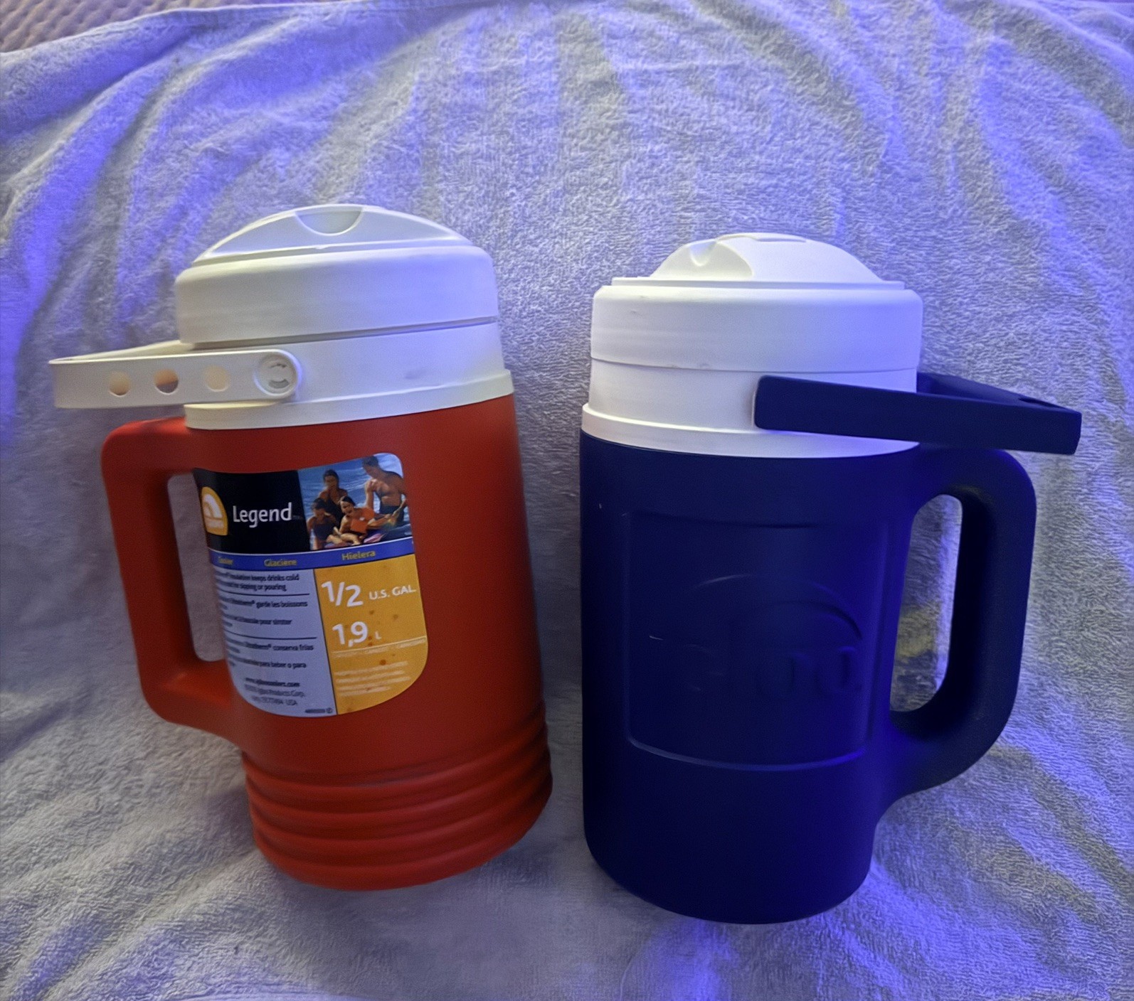 2-Vintage IGLOO 1/2 Gallon Water Jug With 2 Handles Blue White, red and white.