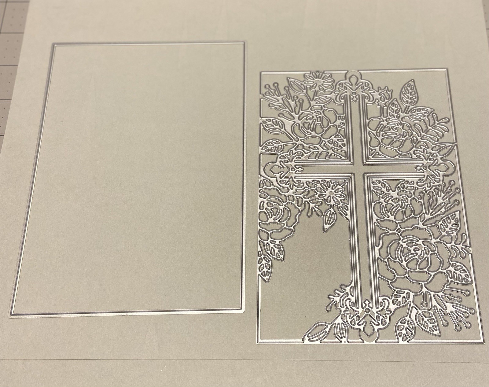 Gemini 2 Pc Die Set “Ornate Cross” Preowned/Gently Used