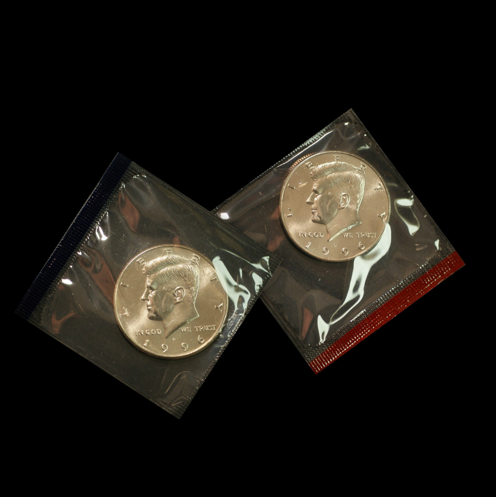 1996 P+D Kennedy Half Dollar Set ~ Uncirculated in Original Mint Cello