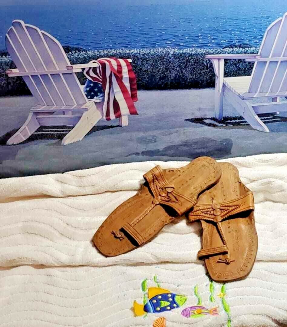 BRAND NEW  WATER BUFFALO LEATHER RETRO 1960'S - 1970'S STYLE SANDALS HANDMADE