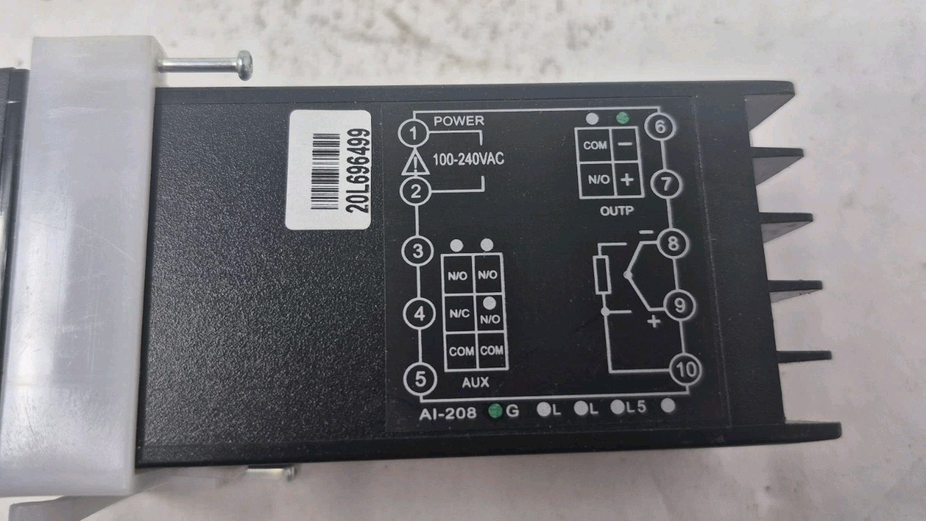 Yudian AI-208 Temperature Controller