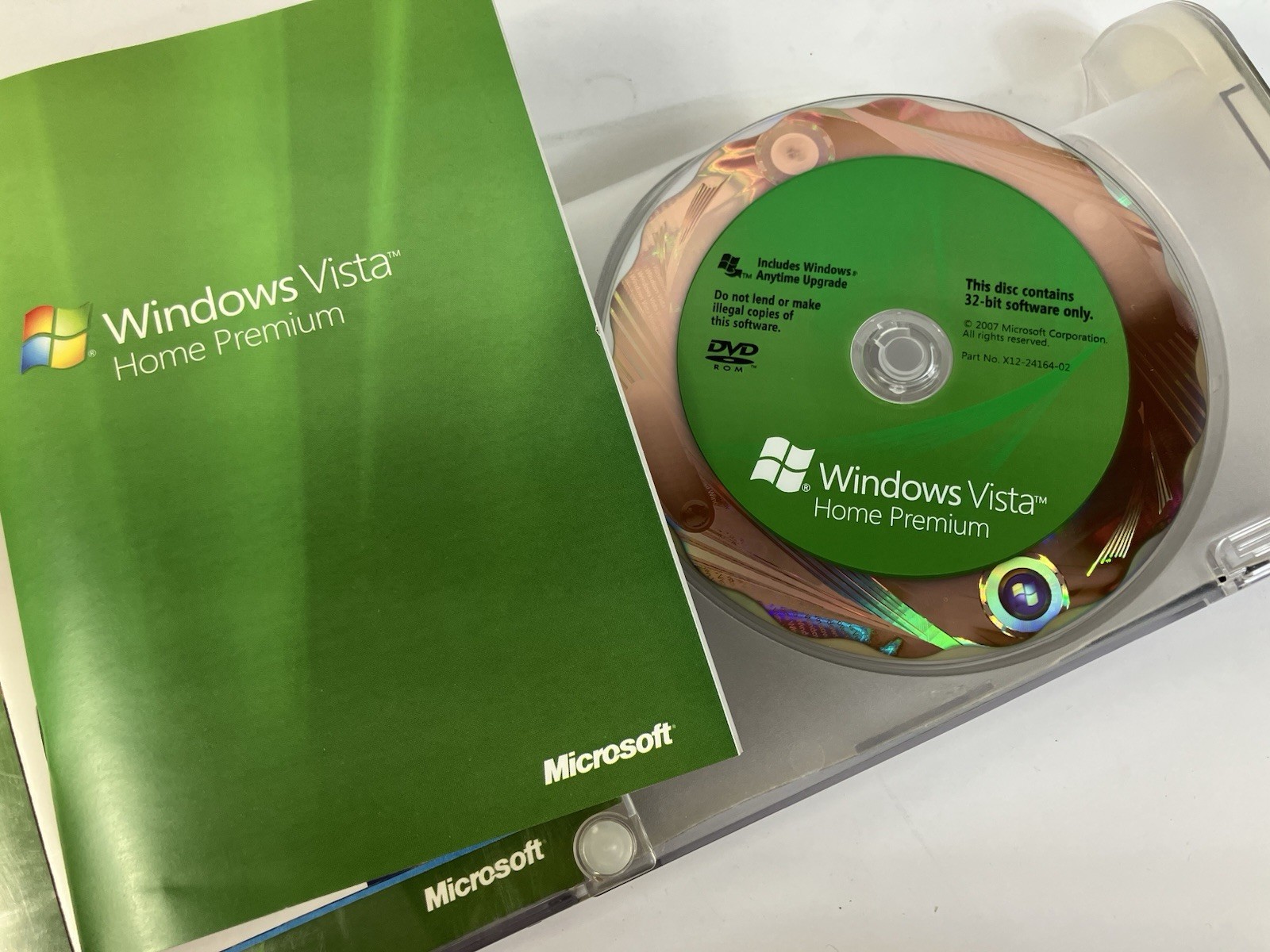 Microsoft Windows Vista Home Premium Full Version with Key Service Pack 1 32-bit