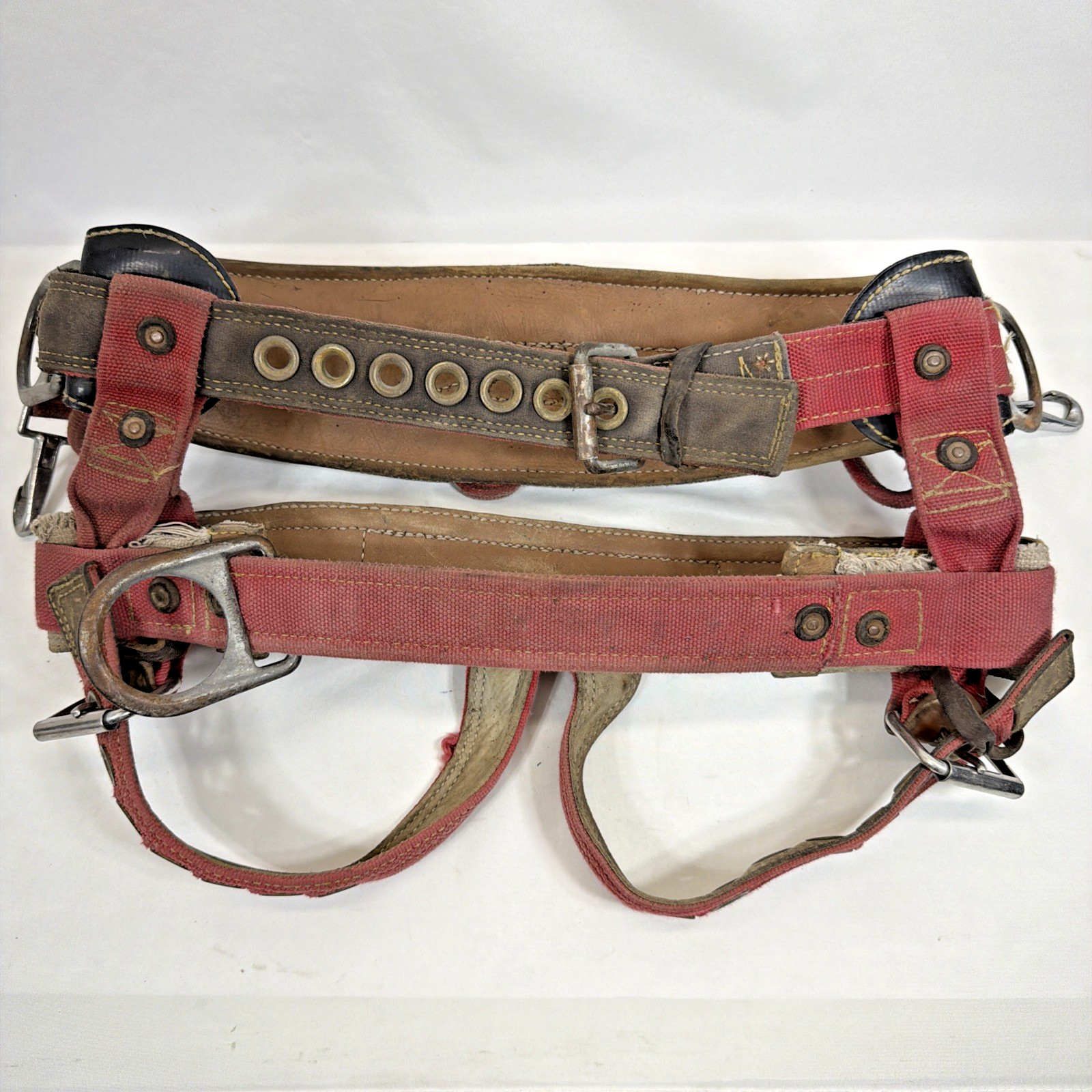 Weaver Leather Tree Climbing Harness Saddle Model 1040 Size Medium Arborist