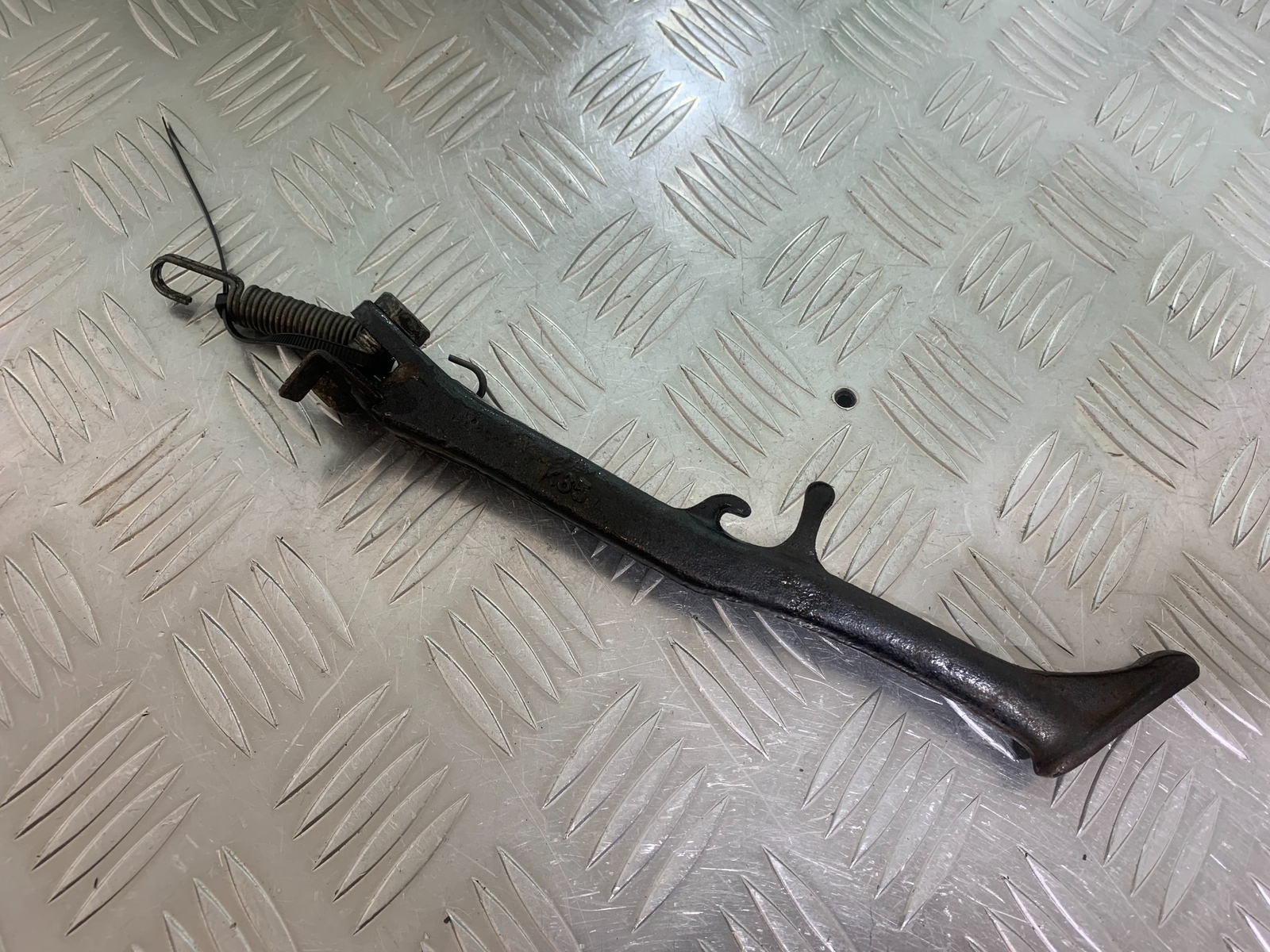 KAWASAKI ZR 750 ZEPHYR SIDE STAND  YEAR 1991-95 (CMB1008)