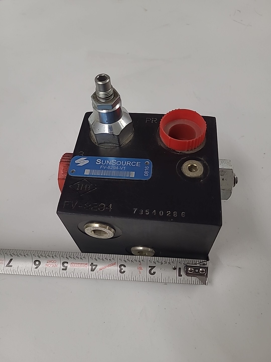 Sunsource Hydraulic Mec. Standard Valve Assembly Block FV-8294-V1   IMT 73540286
