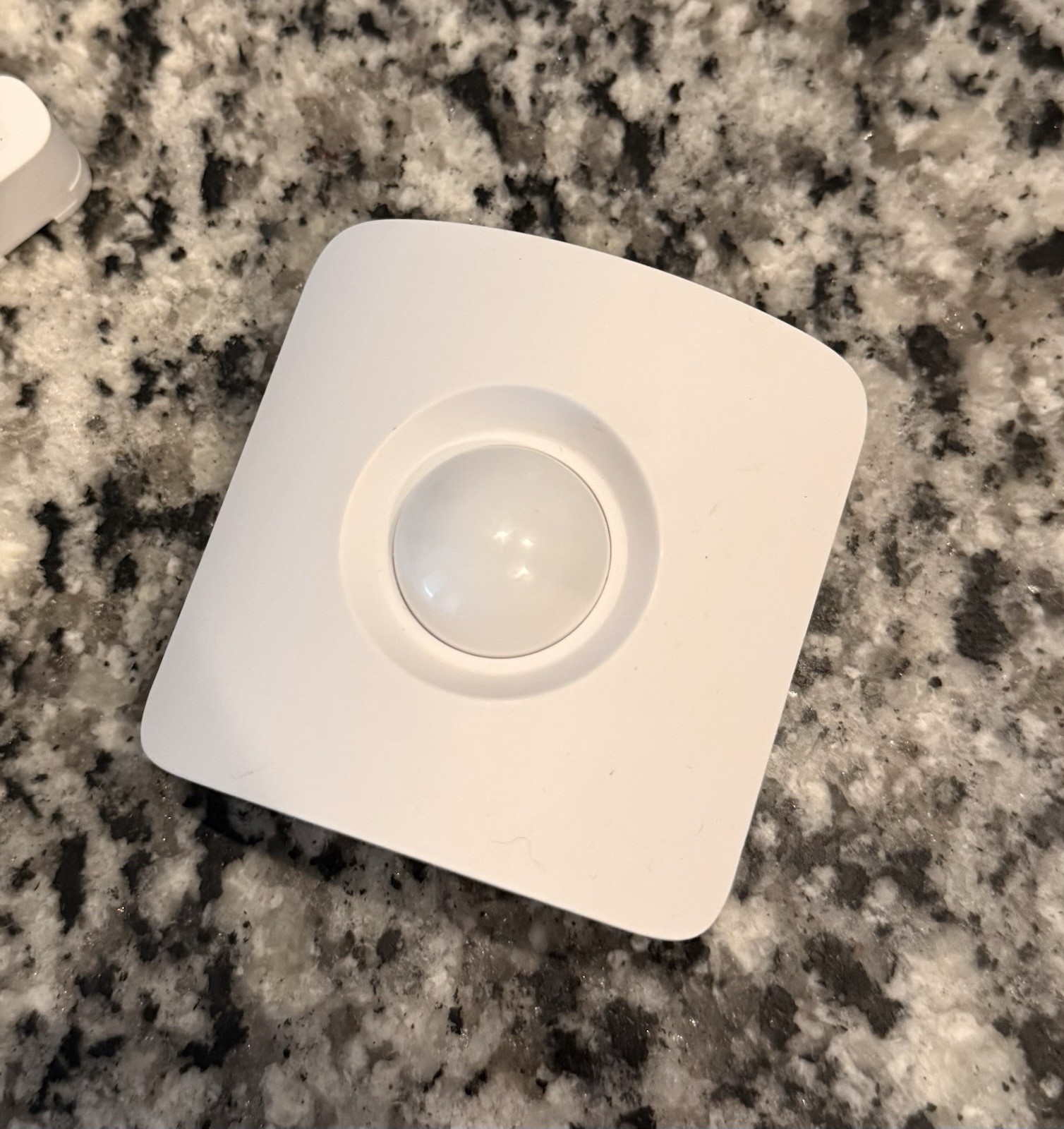 SimpliSafe Home Security System Bundle