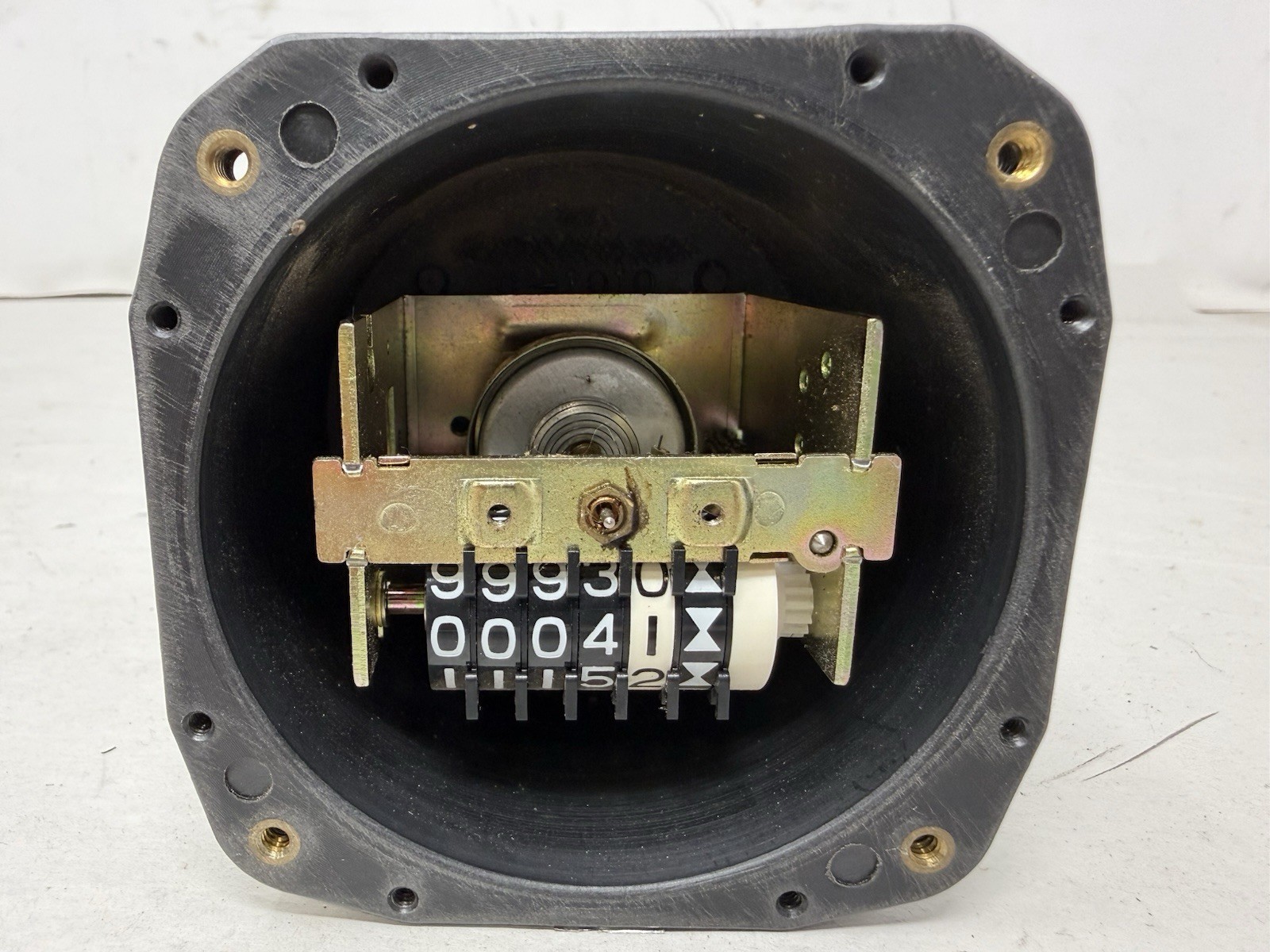 Tachometer- Recording Cessna (Hours Gauge Only) PN S3329-4 PN SL1010-004-1-1