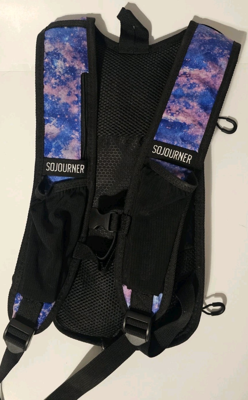 Sojourner Hydration Pack Water CamelBak Style Backpack With 2L Hydration Pouch