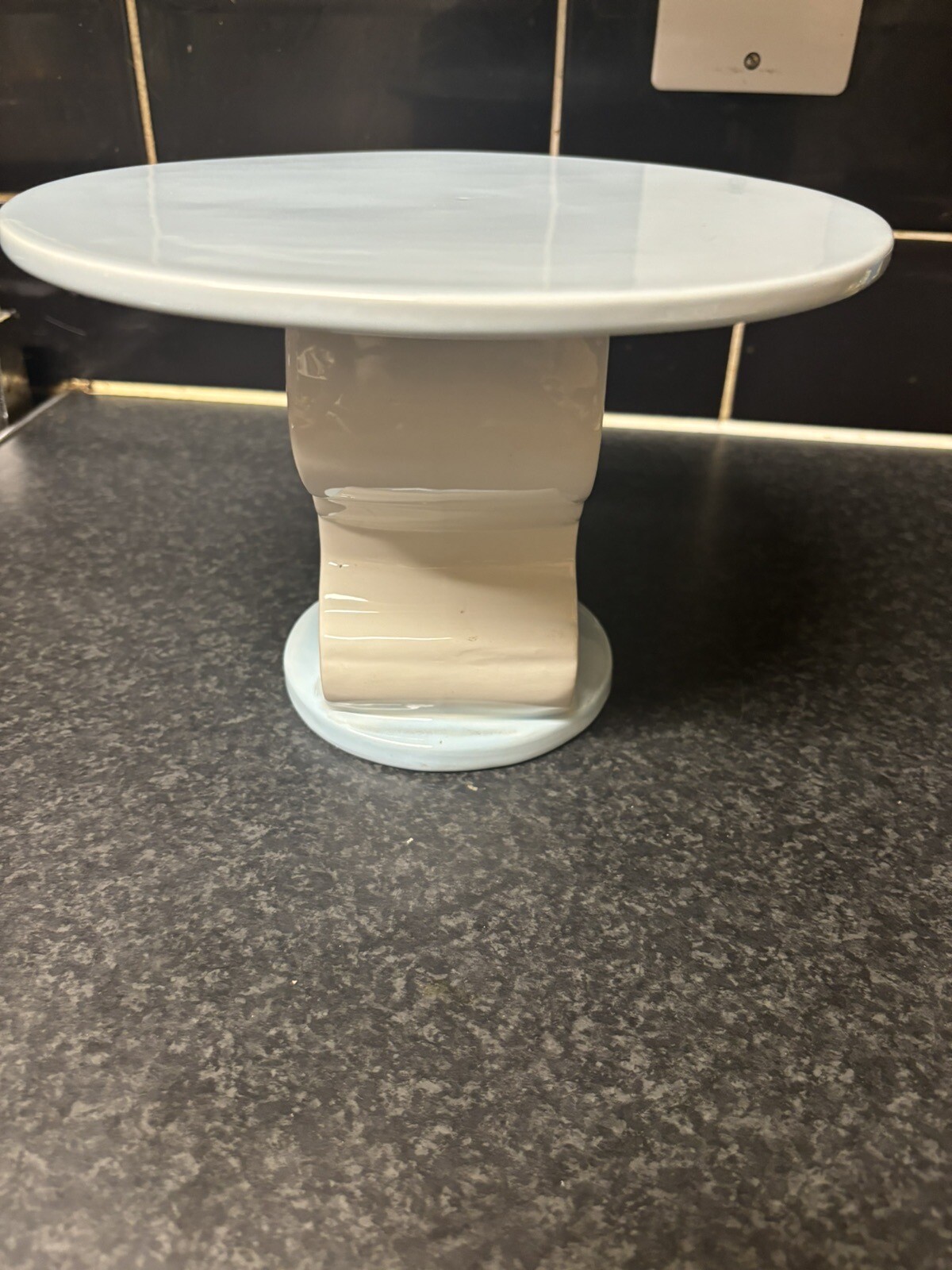 New - DISNEY -Lilo and Stitch - Cake Stand - Cupcake