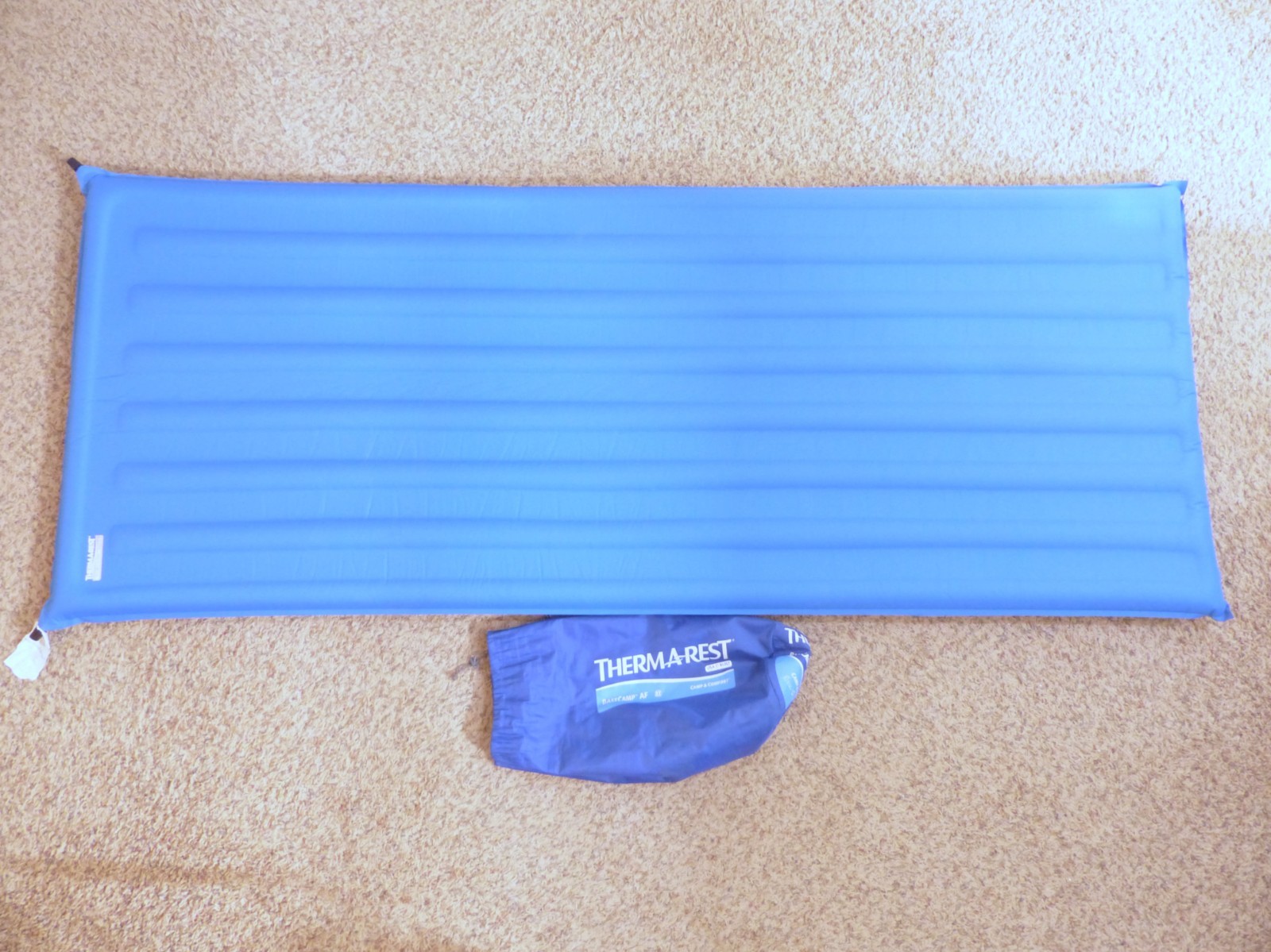 Therm-a-Rest BaseCamp AF AirFrame XL Camping Sleeping Pad Mattress 30"x77" Nice
