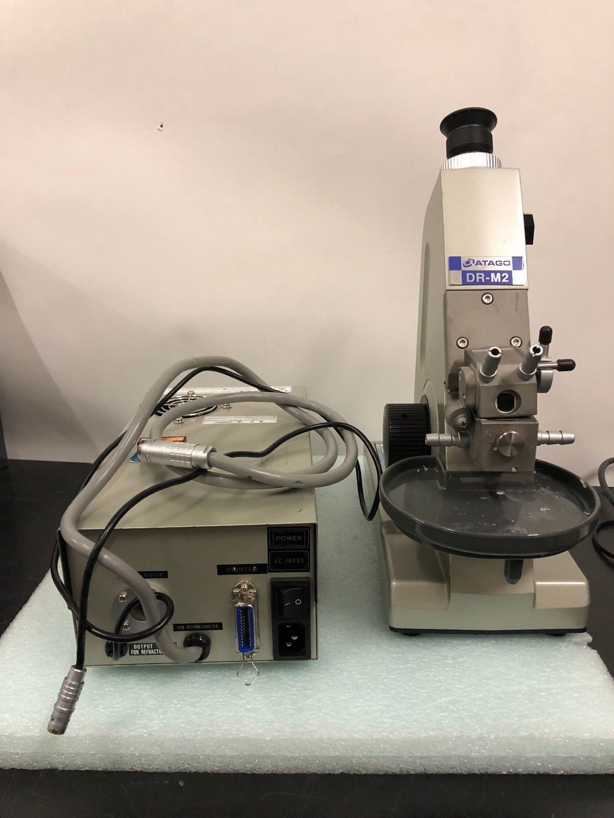 ATAGO DR-M2/1550 ABBE REFRACTOMETER WITH LIGHTSOURCE