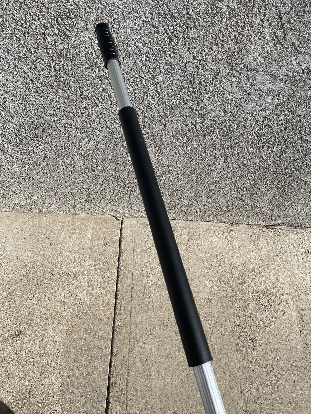 TELESCOPIC EXTENSION POLE-Paint Roller, Gutter Cleaning, Hanging Lights DOCAPOLE