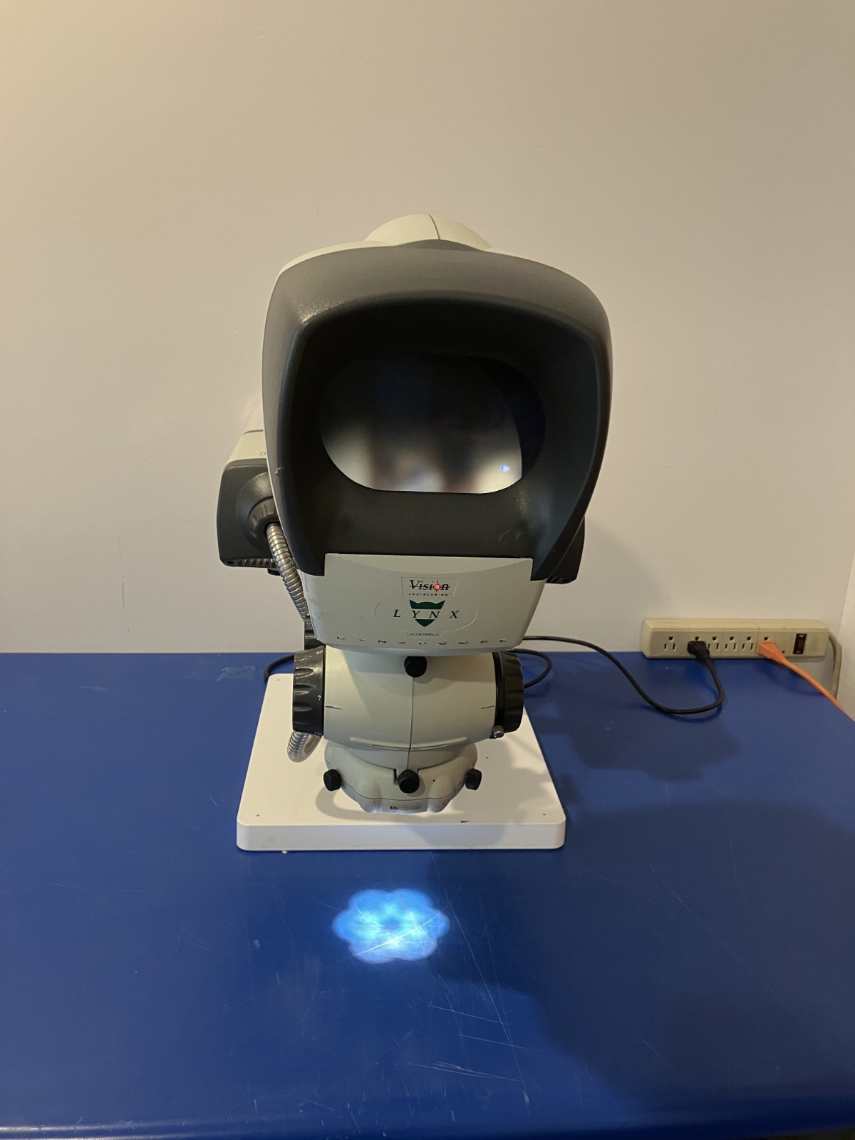 15494 Vision Lynx  dynascope .7x-40x microscope