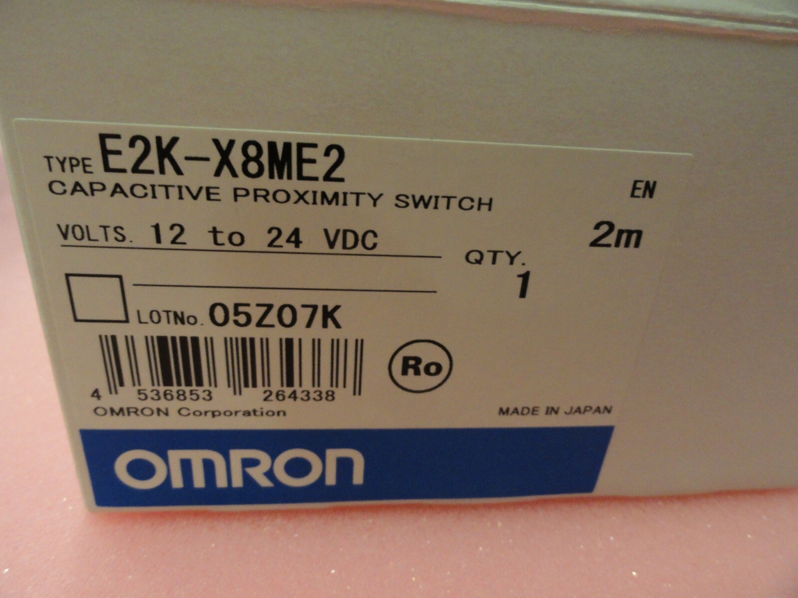 Lot of 2 Omron E2K-X8ME2 Capacitive Proximity Switch - New!!!