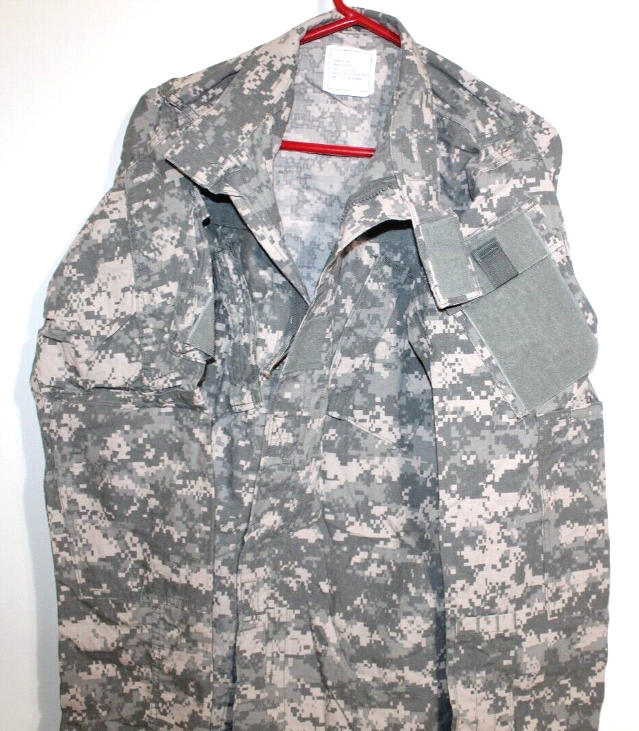 Army Combat Shirt Flame Resistant Small Extra Long ACU Coat Digital Camo