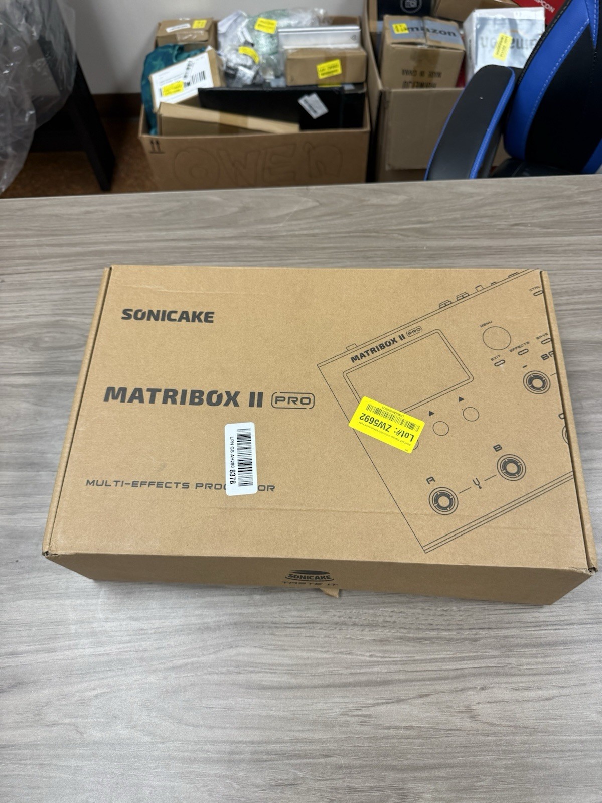 SONICAKE Matribox II Pro - Multi Effects Guitar Pedal with Expression ColorTouch
