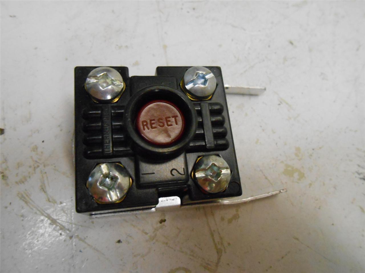 CAMCO CAM 08152 MANUAL RESET SWITCH 98-53946