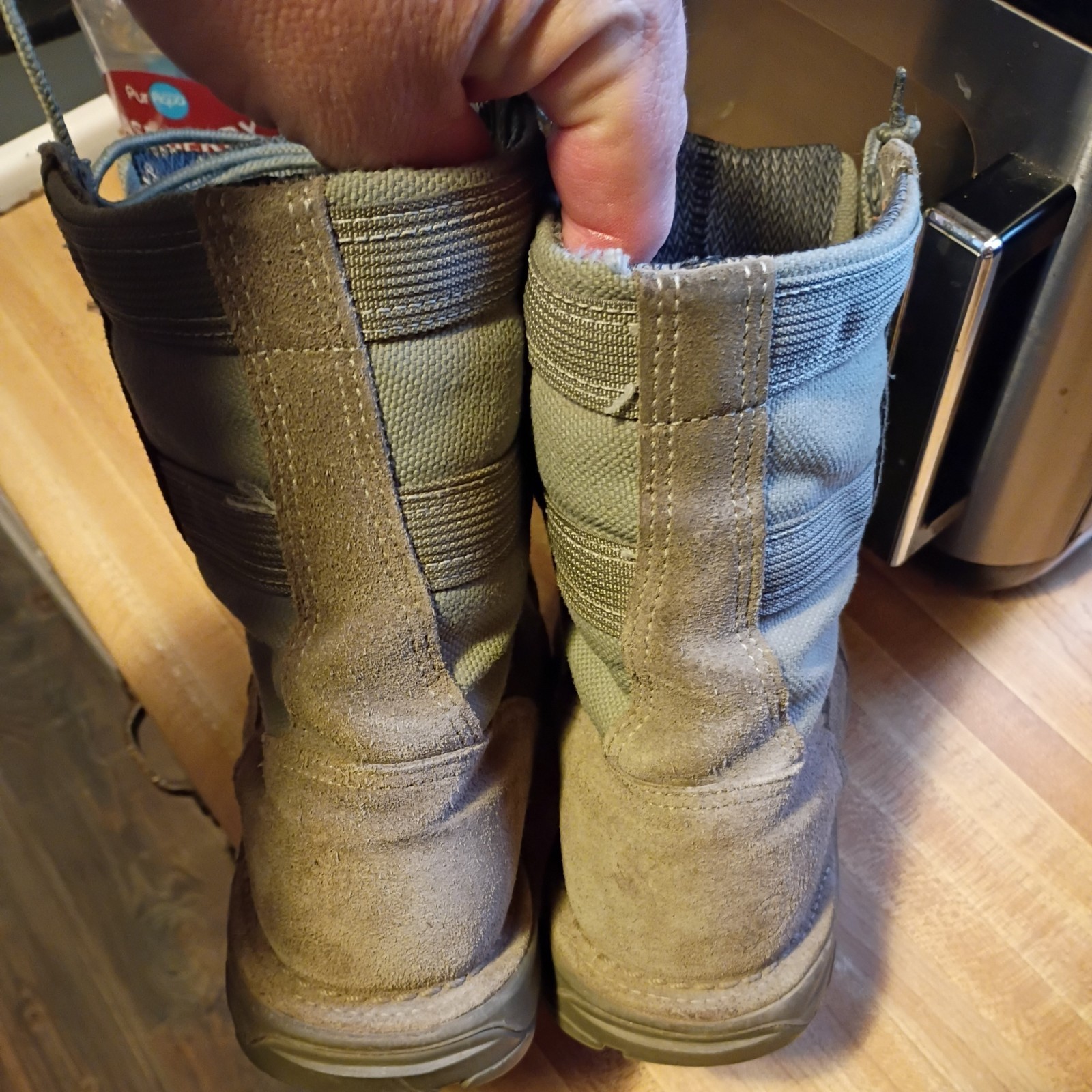 Danner Rivot TFX 8 sage Men's Size 7.5 Boots GTX