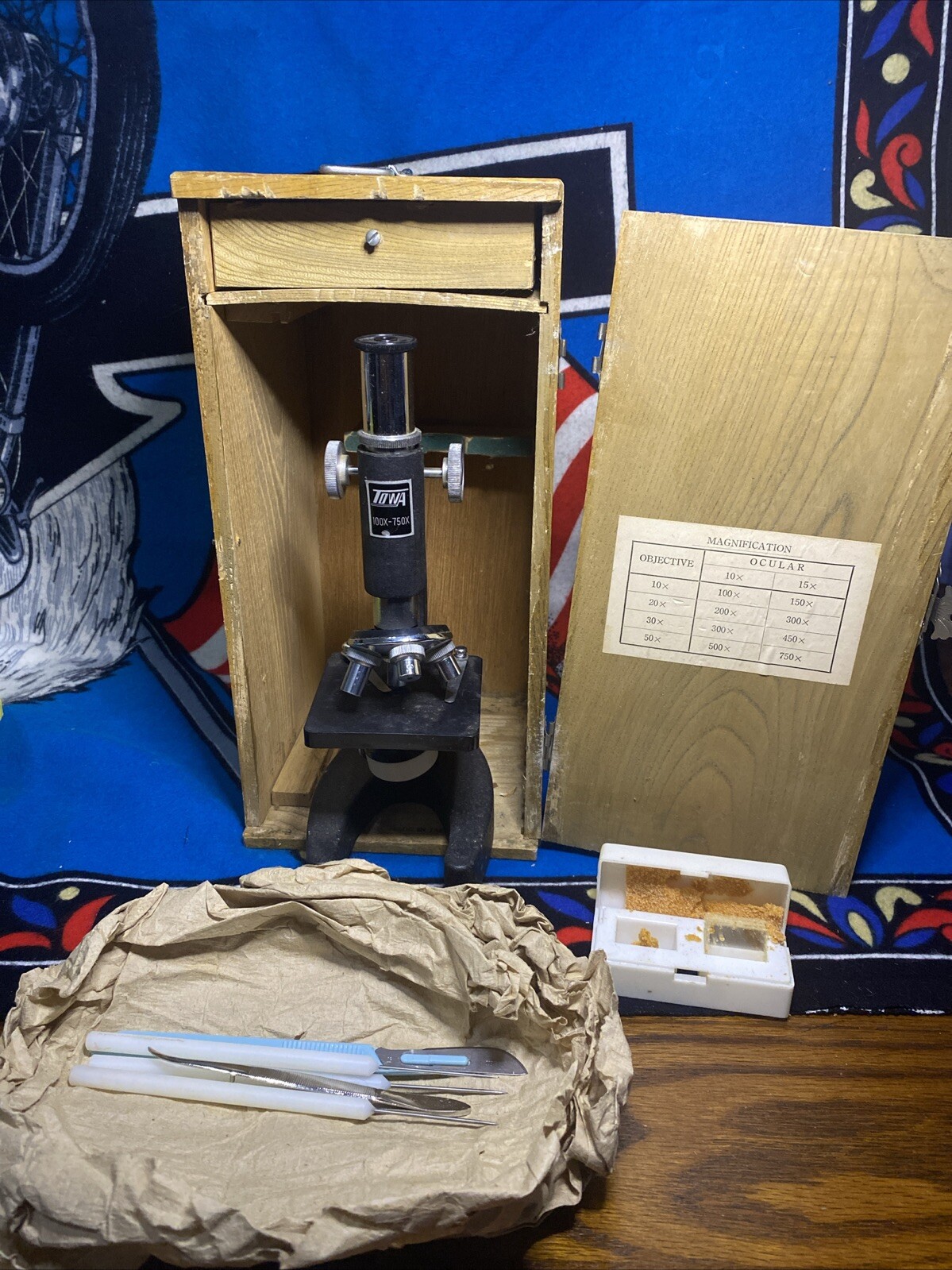 TOWA Microscope  Zoom 100x - 750x Boxed With Extras And Tools See Pics