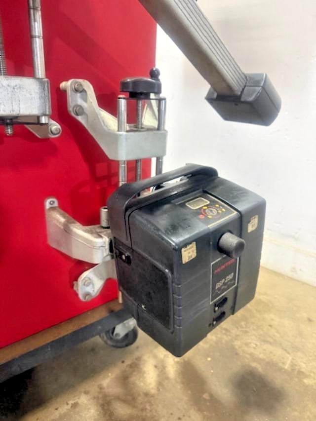 Hunter P 411M wheel alignment machine WITH EXTRA PARTS, MANUAL Read Description!