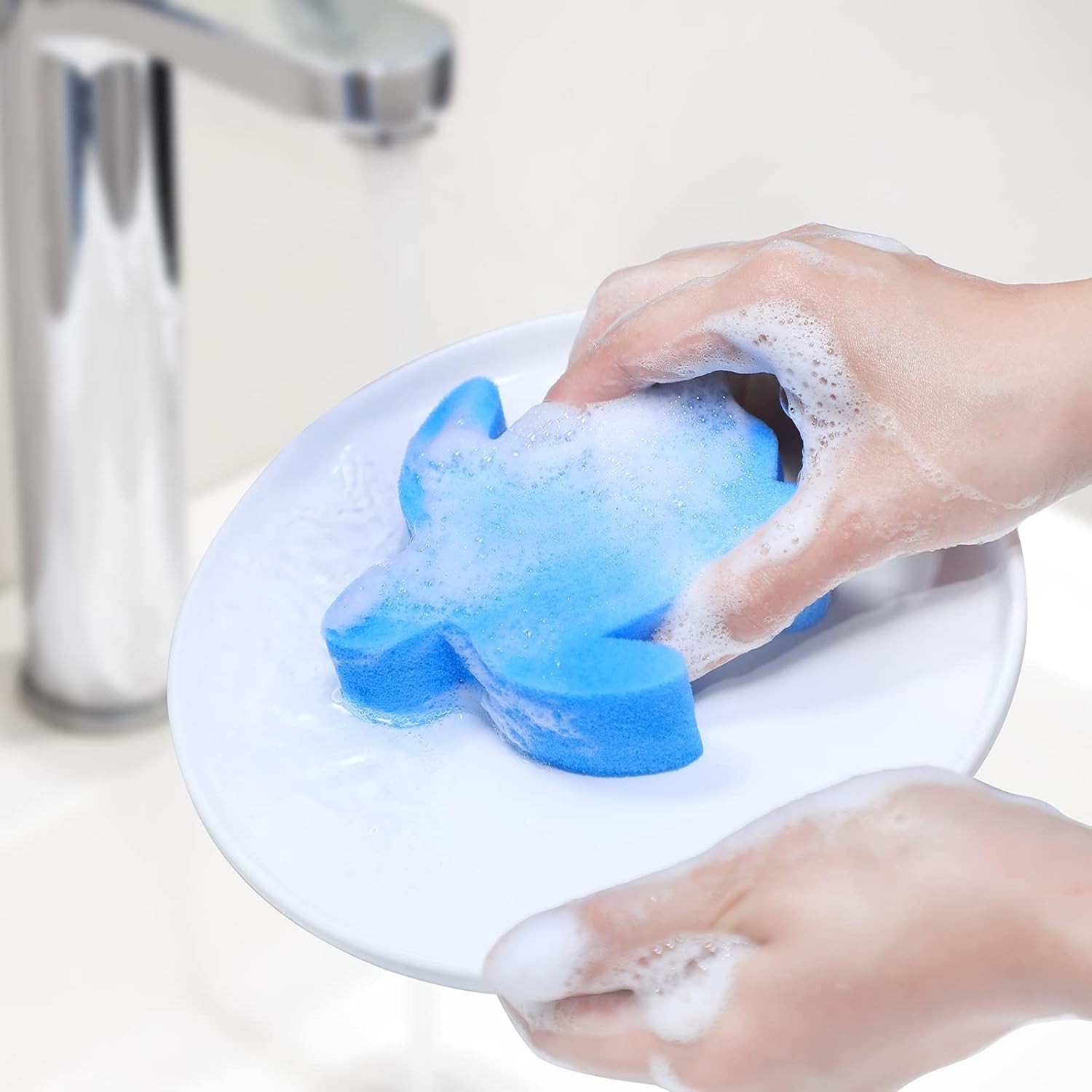 Chuangdi 24 Pieces Hot Tub Sponge, Turtle Oil Scum Absorbing Absorber Blue