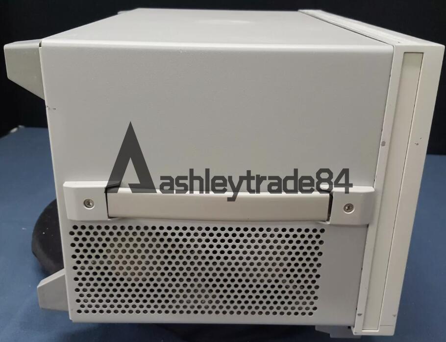 1PCs Keysight E5061B 100kHz-3GHz 50 ohm Network Analyzer used