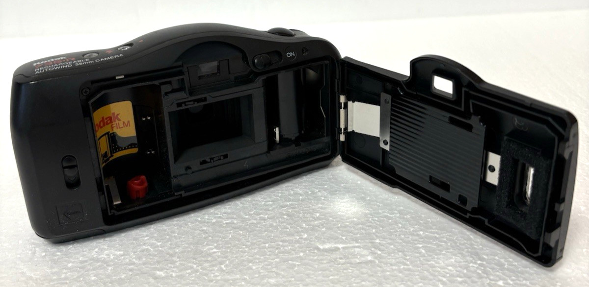 Kodak Star 735-R Point and Shoot Camera with Flash Tested & Working!