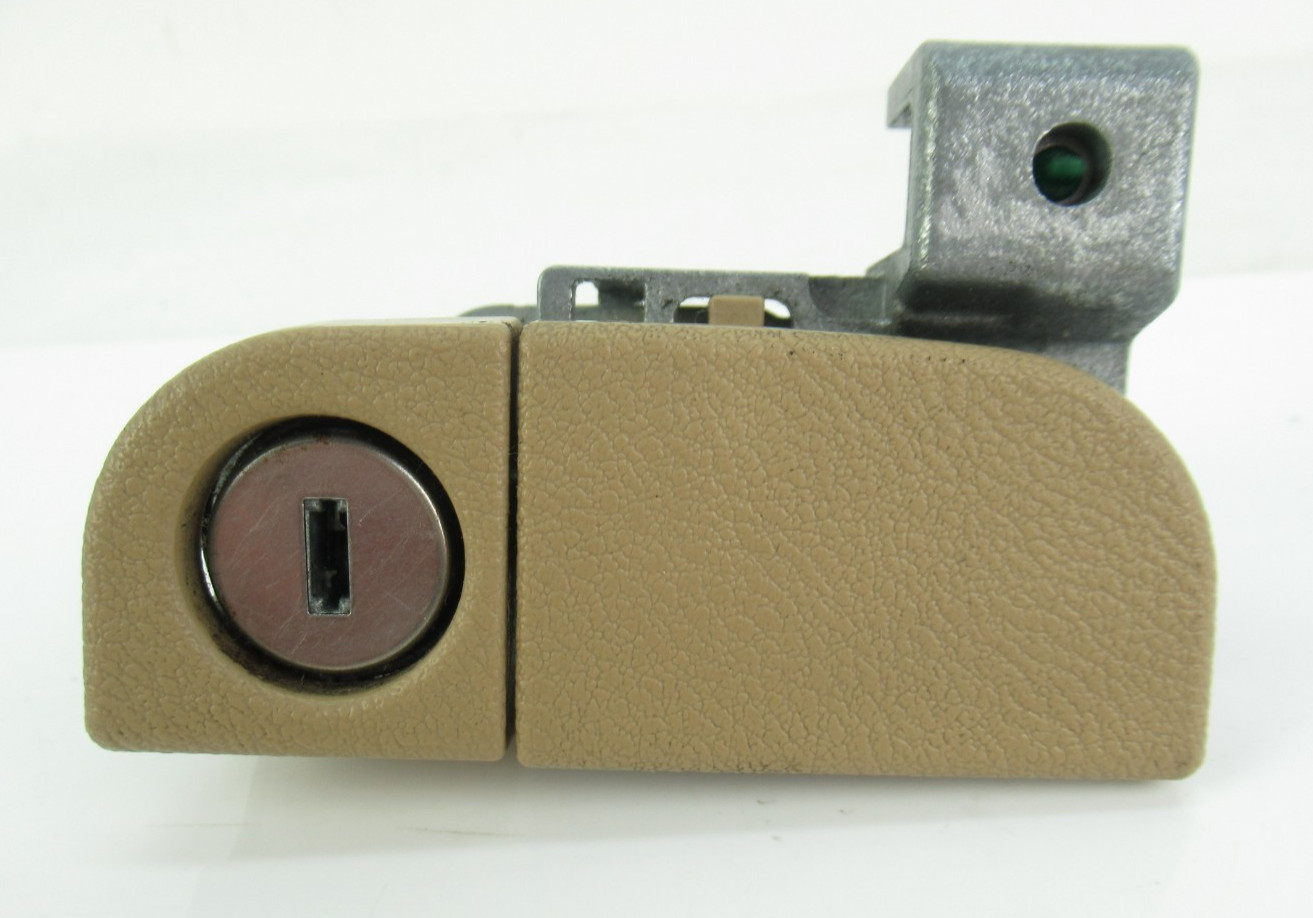 HONDA ODYSSEY GLOVE BOX LATCH DOOR COMPARTMENT LOCK HANDLE TAN 2005-2010