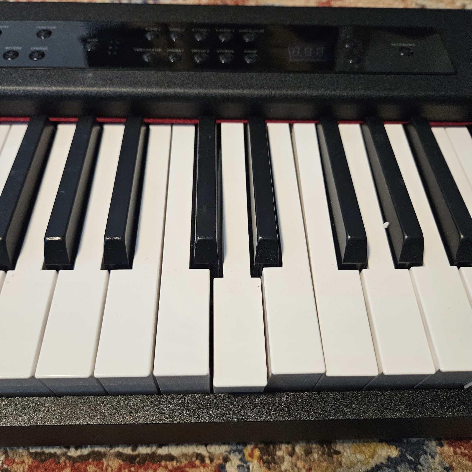 Needs Repair* KORG D1 Digital Piano Concert Series Black Broken Keys