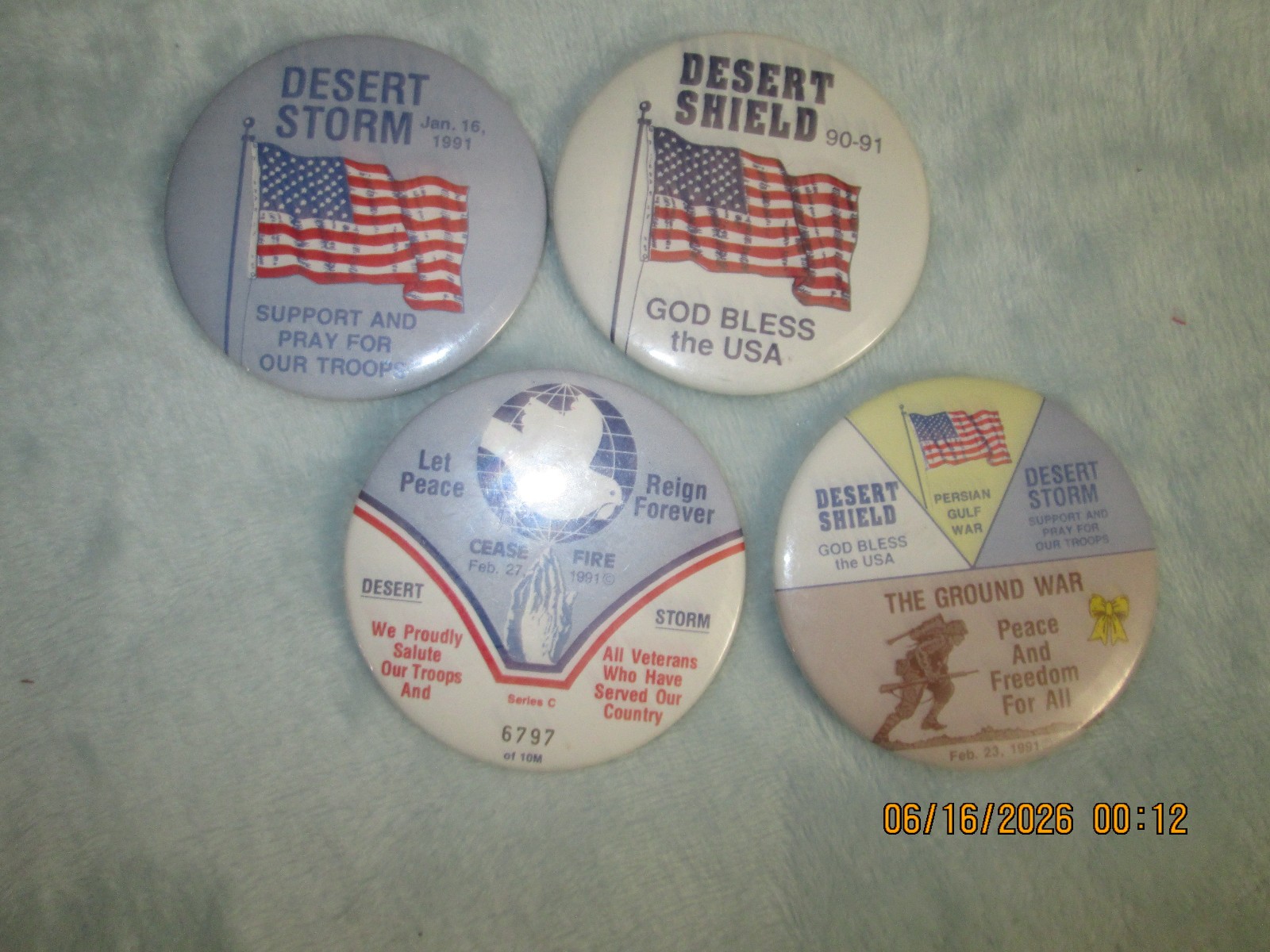 Lot of 4 Desert Storm Pin Back Buttons