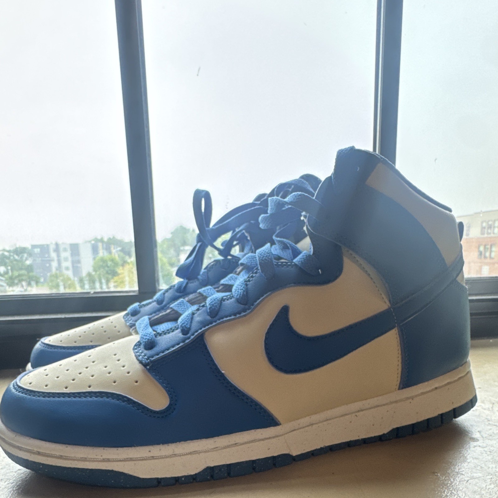 Nike Dunk Men’s Mid Top Lace-Up Athletic Sneakers Blue/White Colorblock