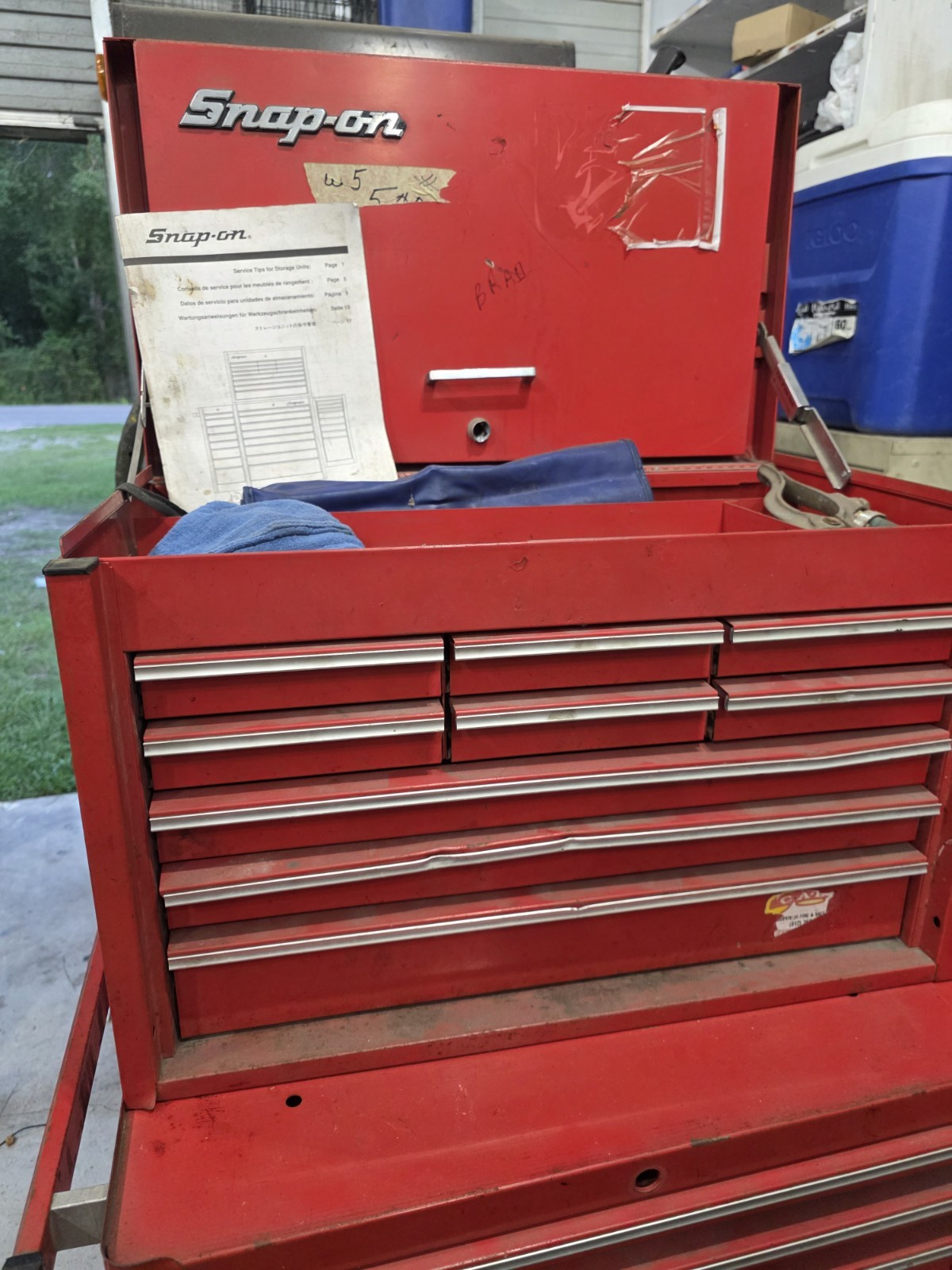 SNAP-ON TOOL BOX