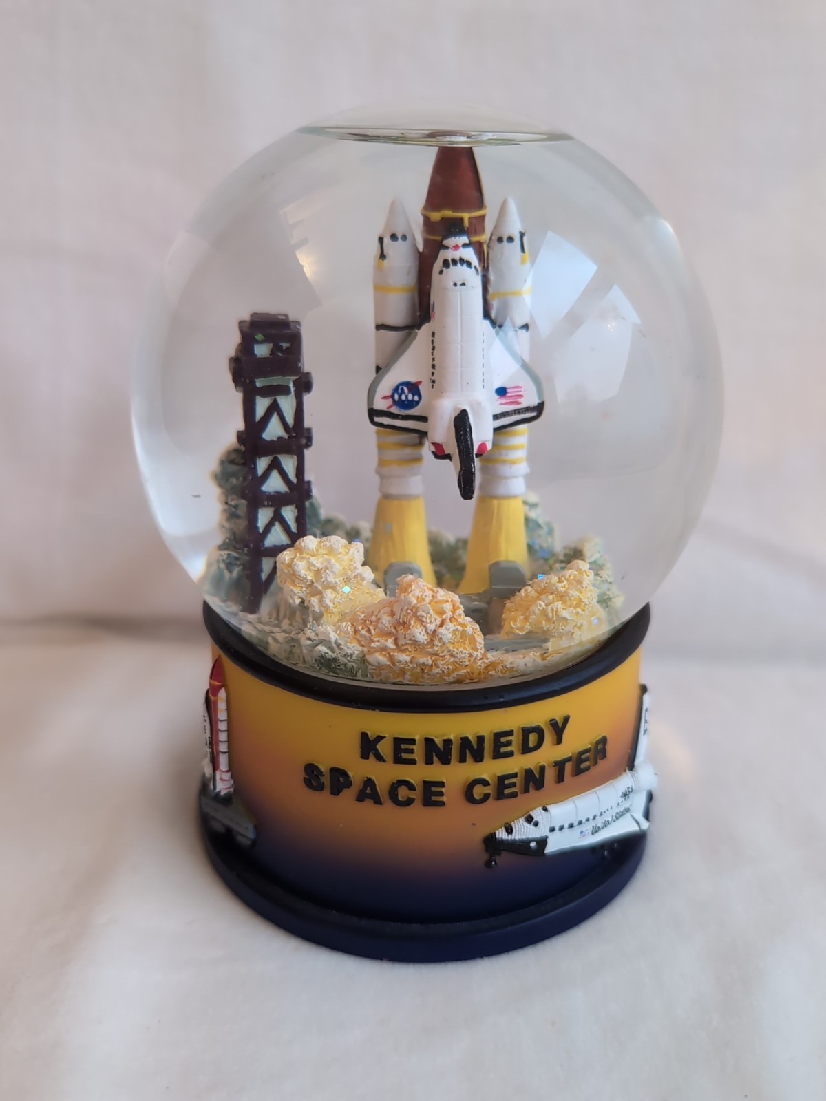 Vintage NASA Kennedy Space Center Snow Globe-Great Condition