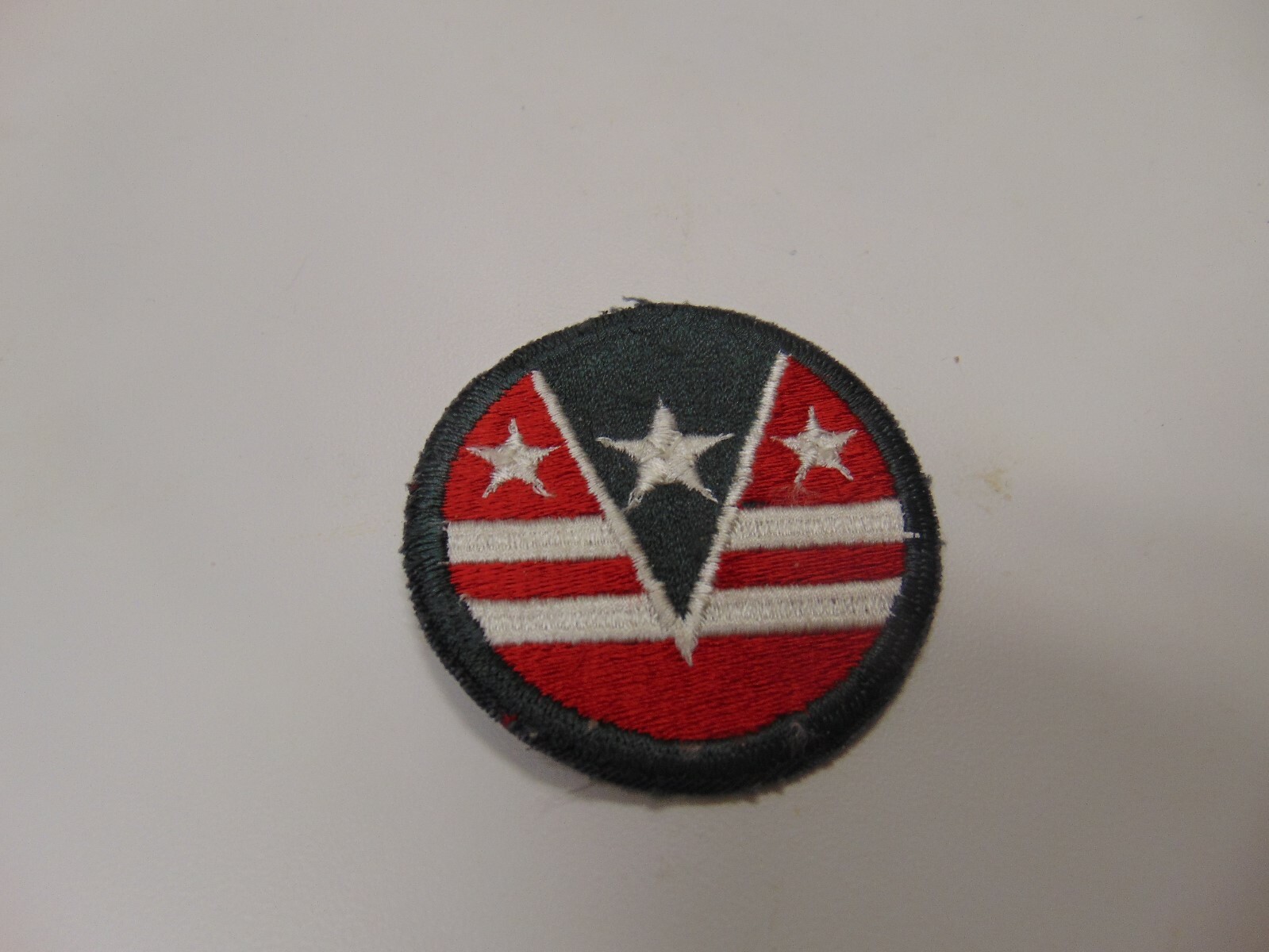 MILITARY SHOULDER PATCH COLORED SEW ON 124TH ARMY RESERVE COMMAND