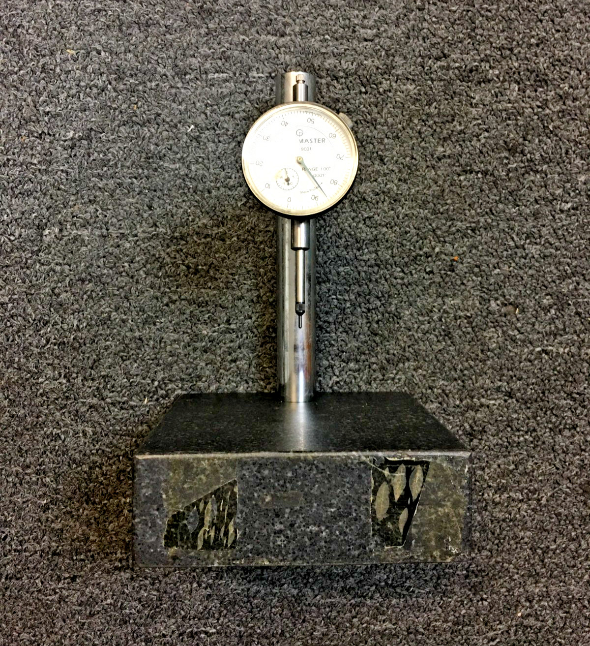 GAGE MASTER E22-19C01 W/Granite Surface Plate with Indicator, RANGE 1.00" .0001"