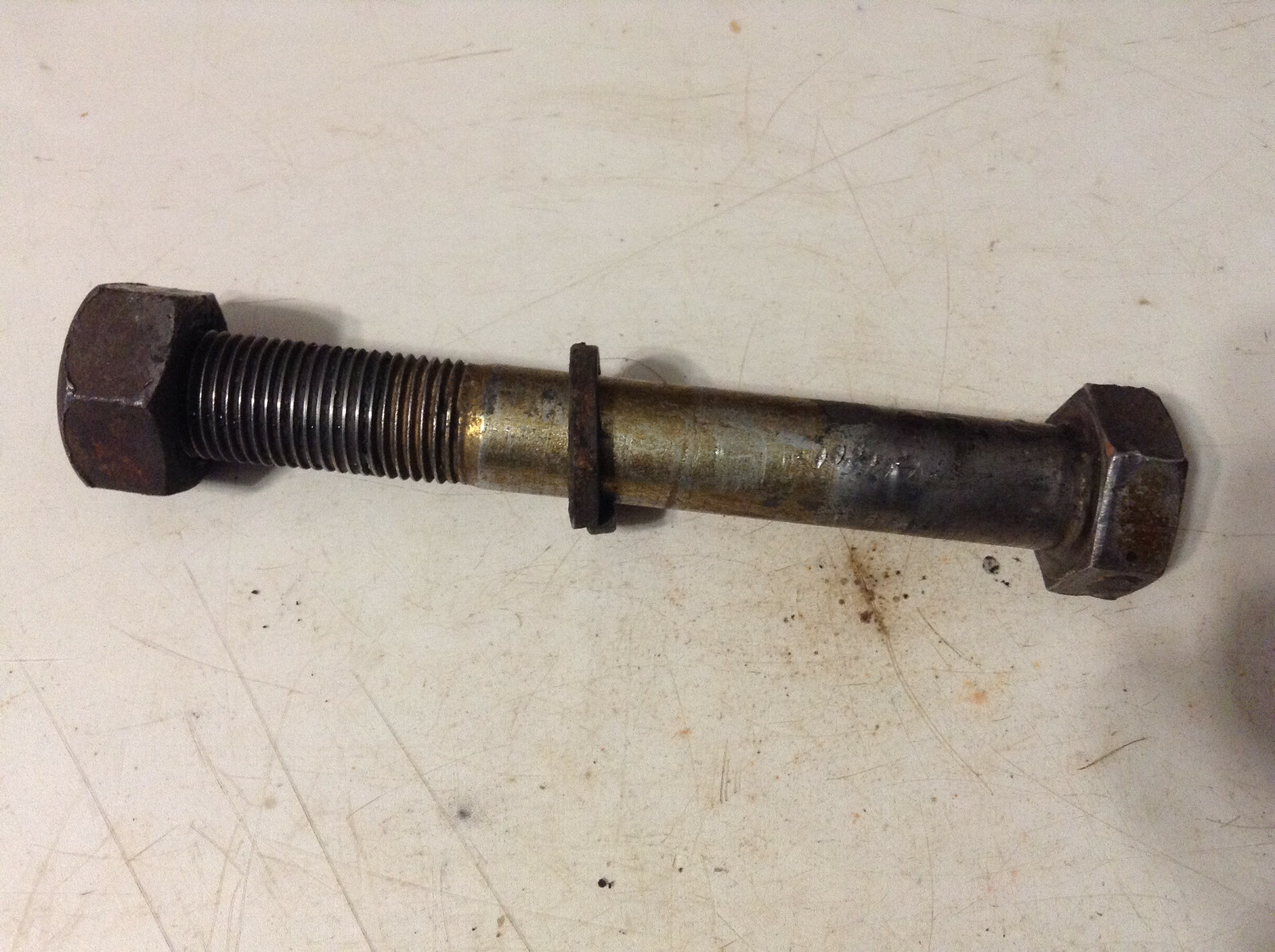 TX52128 - A Used Bolt (M16 X 1.5 X 115) For A Long 480, 520, 680, 2360 Tractors