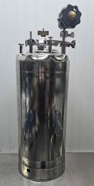 Alloy Products 316L Stainless Steel Pressure Vessel w/ ITT Manual Valve