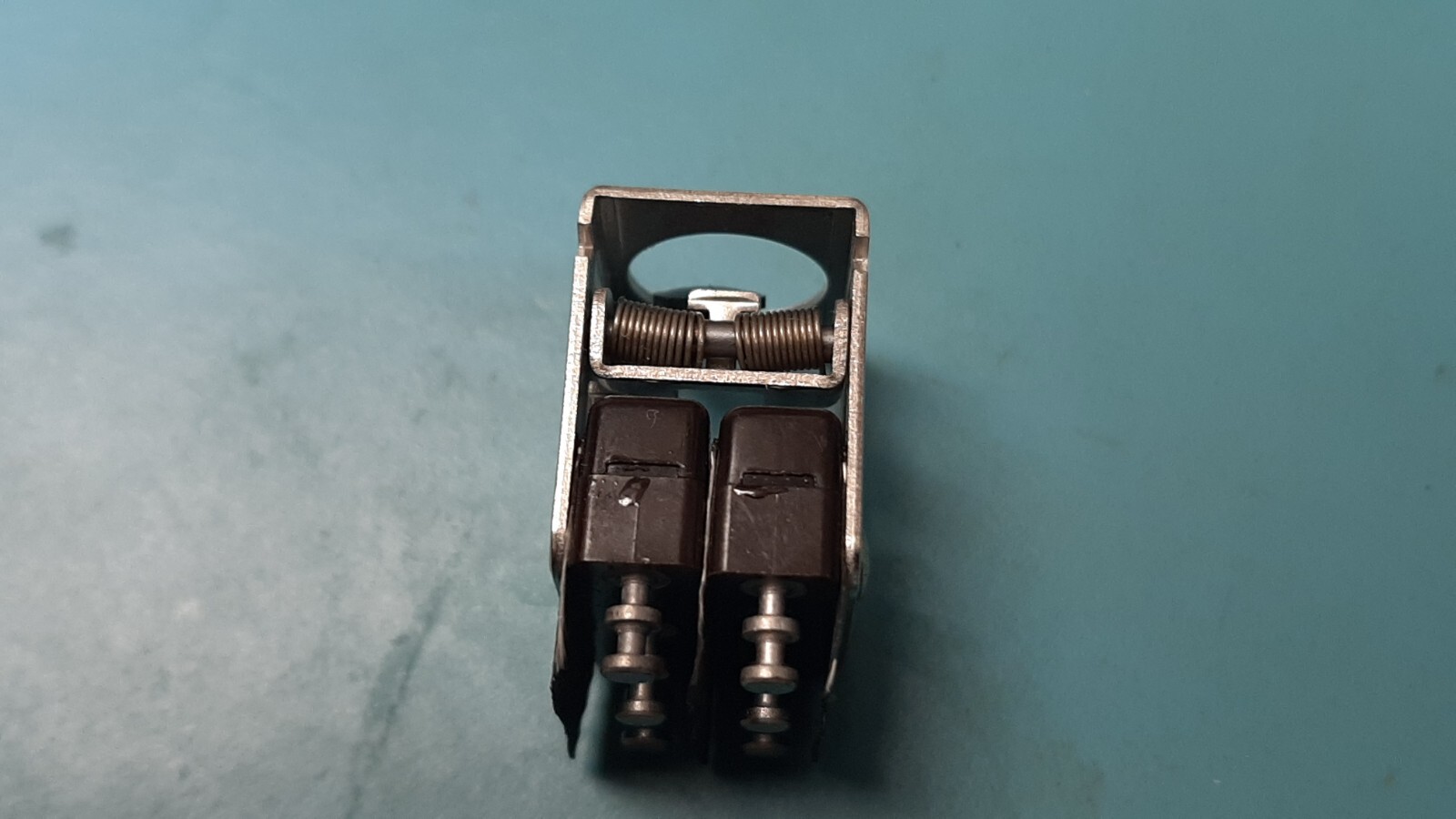 2D139 MICRO SWITCH / HONEYWELL / PUSH BUTTON SWITCH