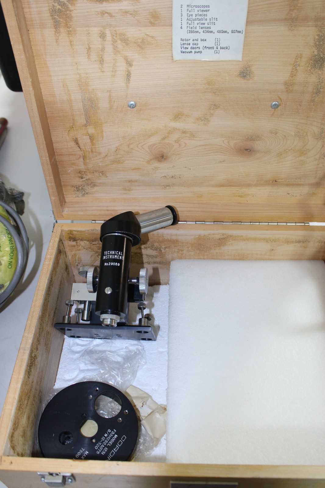 Technical Instrument   Microscope  132 CAMERA 29089