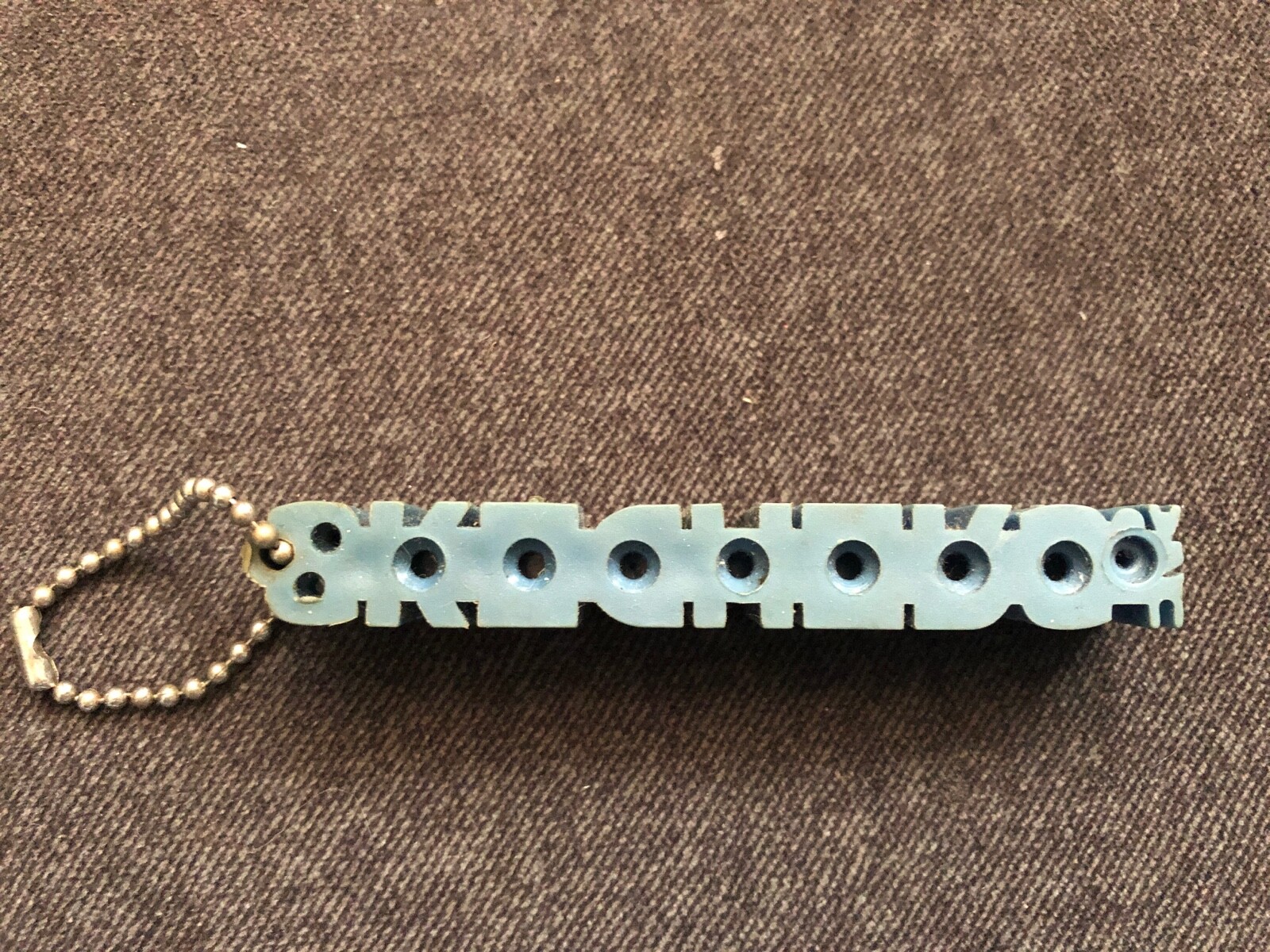 Vintage SKECHERS USA Keychain