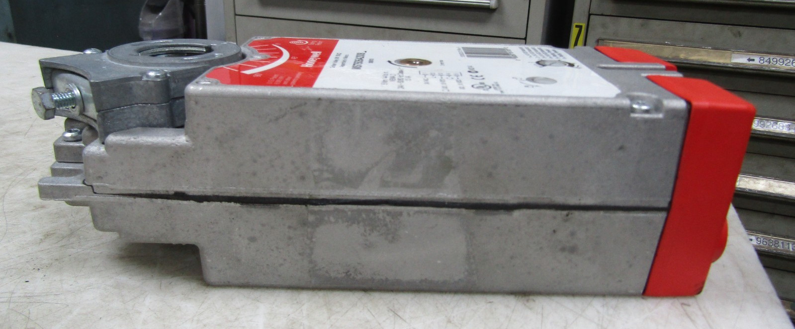 💥HONEYWELL SPRING RETURN DIRECT ACTUATOR 24 VAC MS7505A2008
