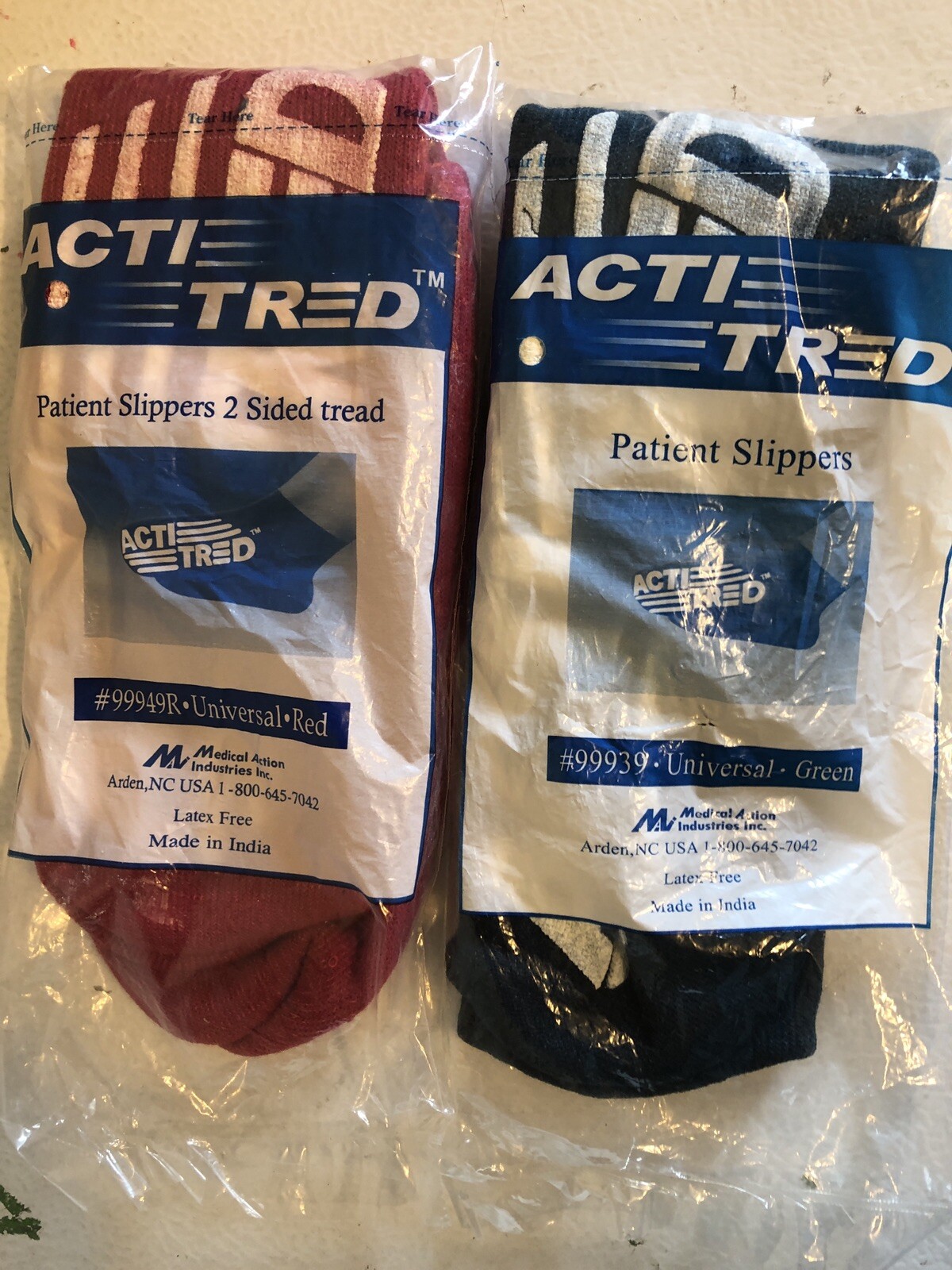 Acti Tred Patient Slippers 2 Sided Tread #99949 R Universal Latex Free Socks LOT
