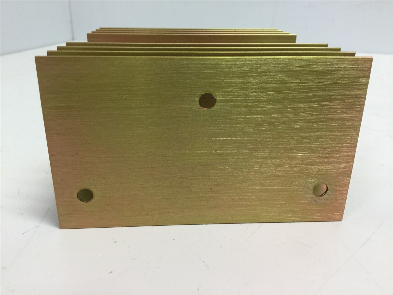 Lot of 2 Aluminum Heat Sinks, 3.95" x 2.3" x 4.25" - 16 Fins, Thin Base