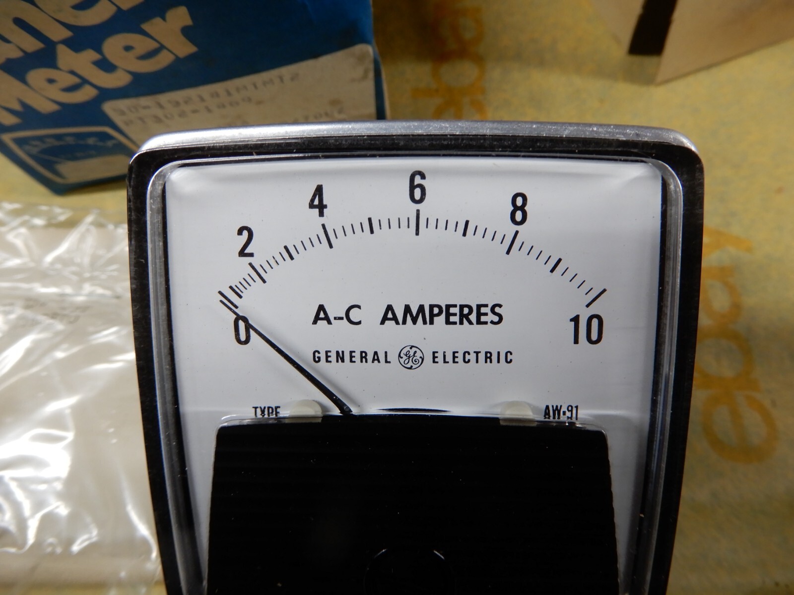 GE AW-91 Panel Meter 0-10 Amps AC NOS With Hardware