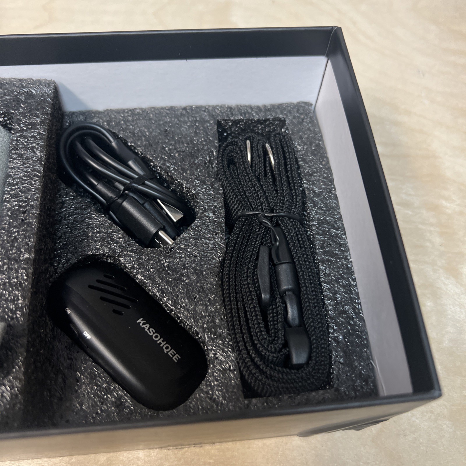 KASOHQEE 2-in-1 Voice Amplifier with Wireless Lavalier Microphone,Wired Micro